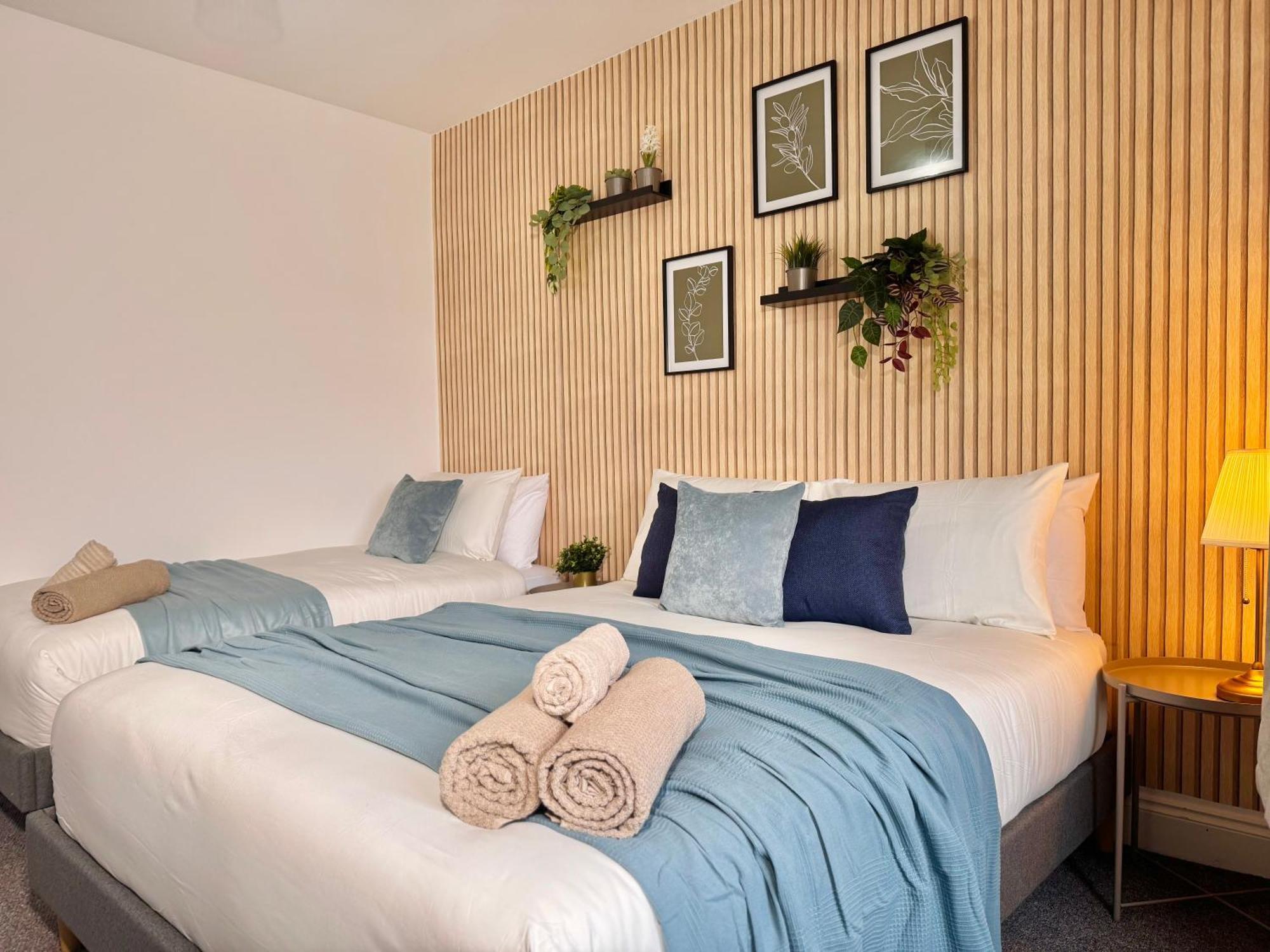 Convenient 2-bed 30min To