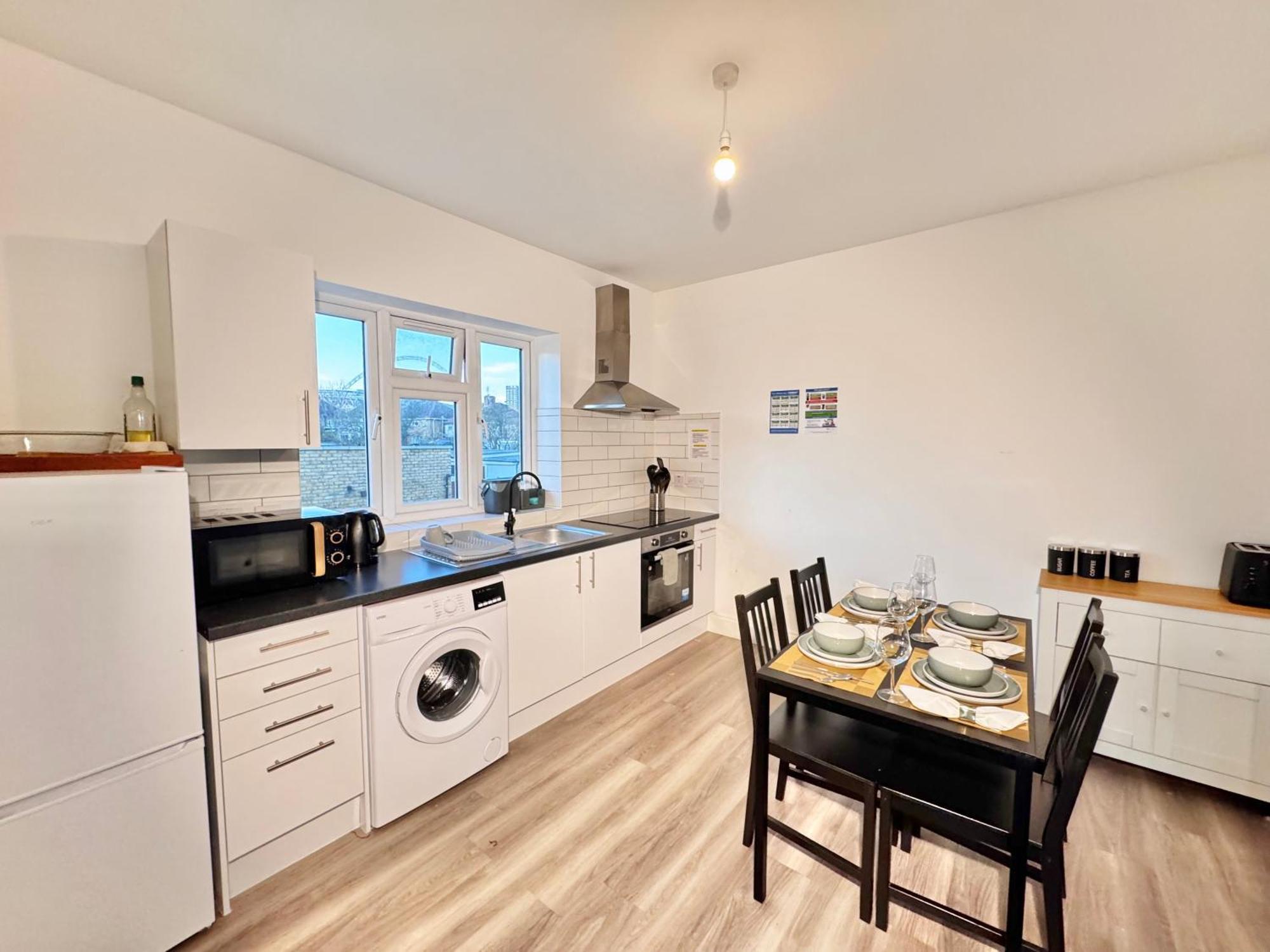 Convenient 2-bed 30min To Londra